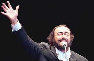 pavarotti1reutersokun6.jpg